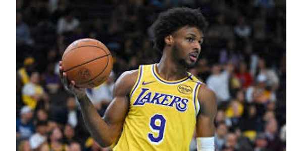 Bronny James teki NBA-historiaa